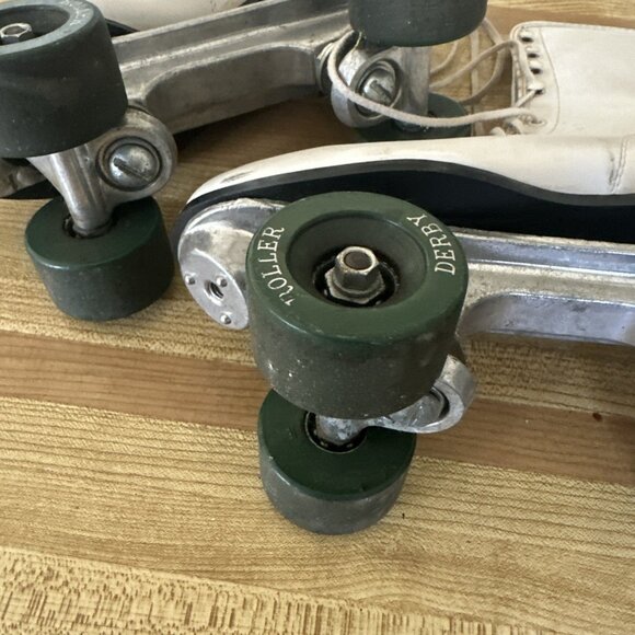 Vintage Roller Derby Skate Corp White Leather Ladies 9 1/2 Or 10?? - Picture 3 of 15